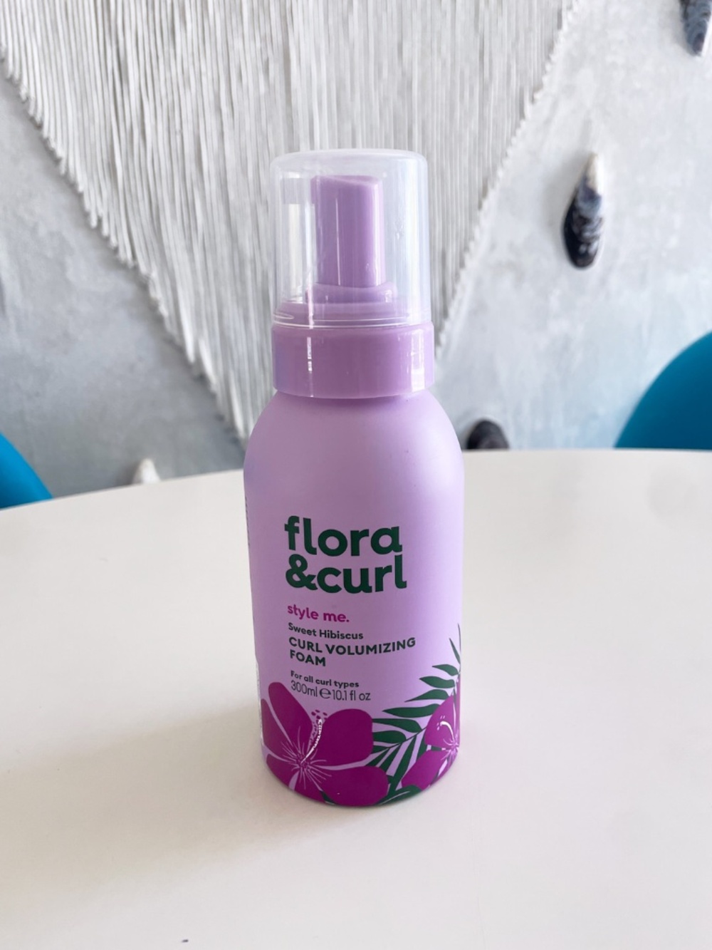 Floral & Curl Style Me Sweet Hibiscus Curl Volumizing Foam